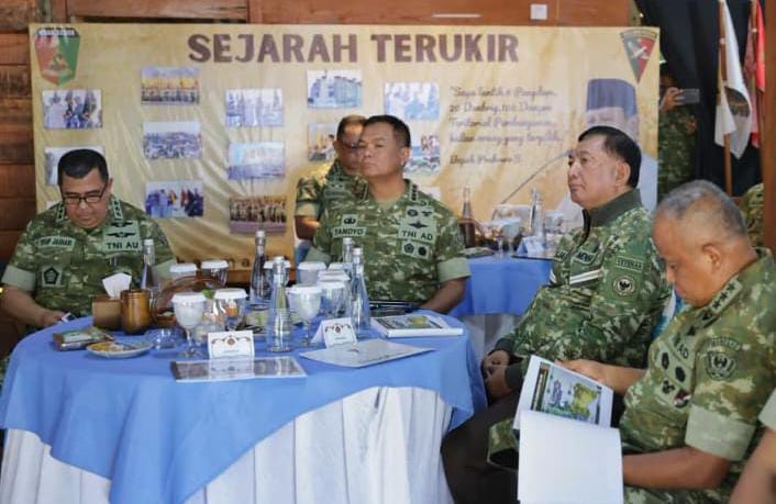 Prajurit yang profesional, disiplin, dan dekat dengan rakyat merupakan kekuatan penting dalam menjaga pertahanan negara